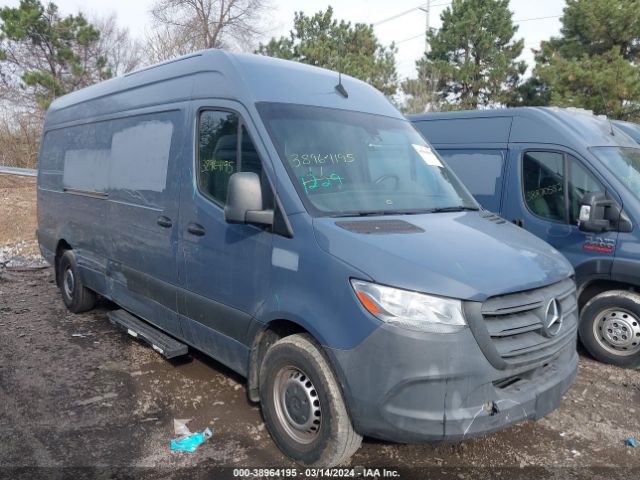 2019 WD4PF1CD7KT013109 main image