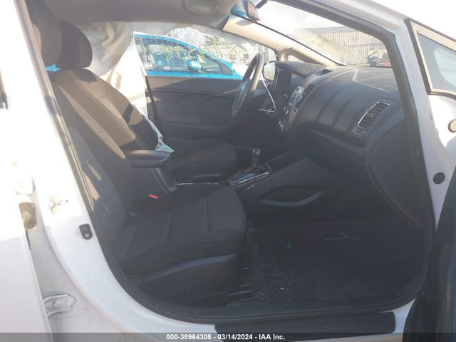 KIA FORTE LX 2018 3KPFK4A7XJE218916 Image 5