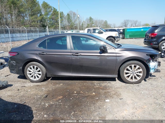 Toyota CAMRY LE 2019 4T1B11HK0KU226077 Image 14