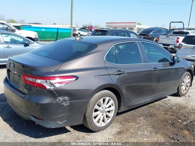 Toyota CAMRY LE 2019 4T1B11HK0KU226077 Image 18