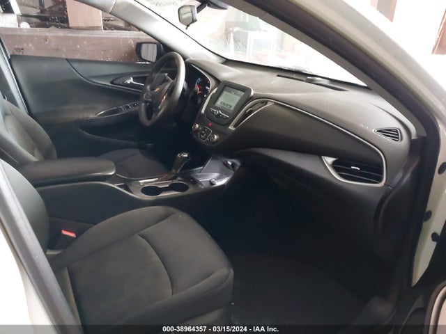 Chevrolet MALIBU LS 2017 1G1ZB5ST5HF116639 Image 5