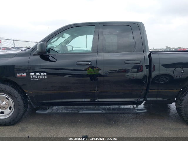 1C6RR6FT9LS144356 RAM 1500 Classic Tradesman Quad Cab 4x2 6'4 Box