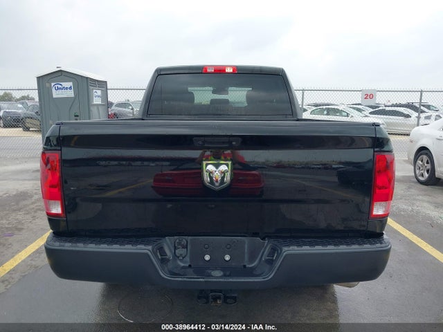 1C6RR6FT9LS144356 RAM 1500 Classic Tradesman Quad Cab 4x2 6'4 Box