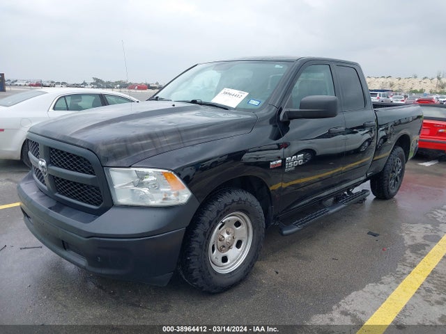 1C6RR6FT9LS144356 RAM 1500 Classic Tradesman Quad Cab 4x2 6'4 Box