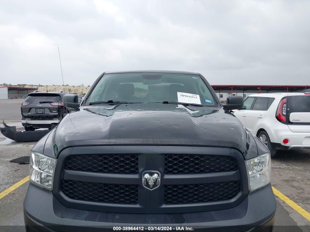 1C6RR6FT9LS144356 RAM 1500 Classic Tradesman Quad Cab 4x2 6'4 Box