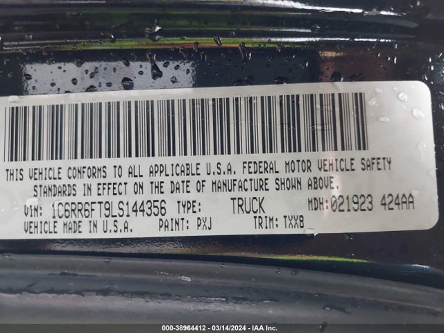 1C6RR6FT9LS144356 RAM 1500 Classic Tradesman Quad Cab 4x2 6'4 Box