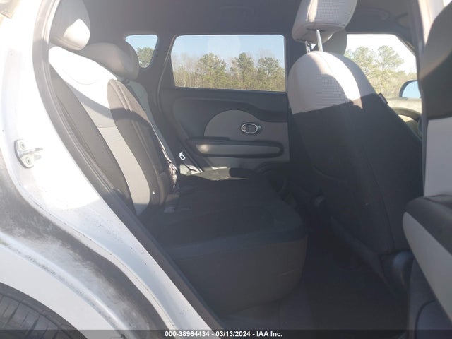 KIA Soul 2014 KNDJN2A2XE7068158 Image 8