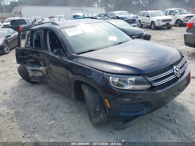 2015 WVGAV7AX0FW500803 main image
