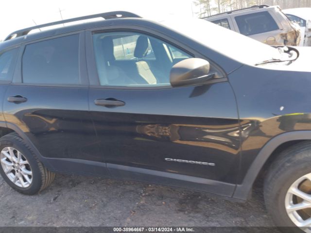 1C4PJLABXFW700949 Jeep Cherokee Sport