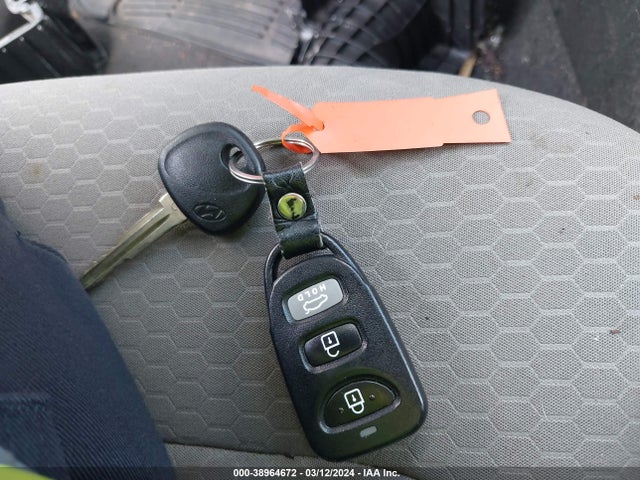 Hyundai ELANTRA SE 2019 5NPD74LF2KH434169 Image 11