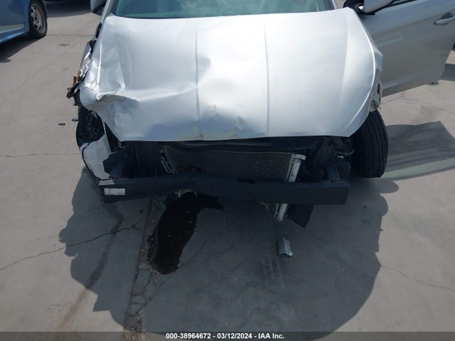 Hyundai ELANTRA SE 2019 5NPD74LF2KH434169 Image 6