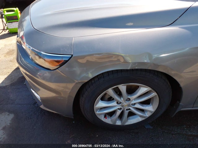 Chevrolet MALIBU LT 2018 1G1ZD5ST1JF106805 Image 17