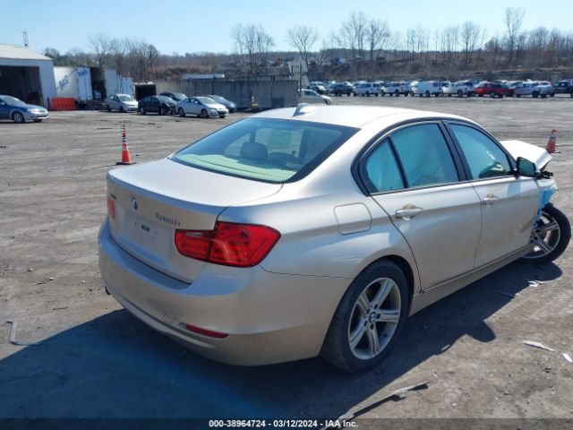 WBA3C3C55EPV90463 BMW 320i Xdrive