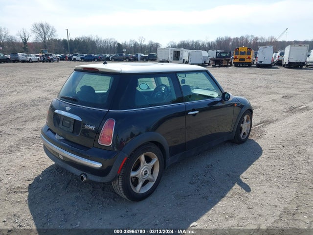 2003 MINI COOPER WMWRC33423TJ51856 Photo 3