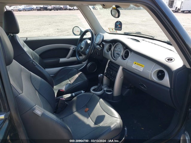 2003 MINI COOPER WMWRC33423TJ51856 Photo 4