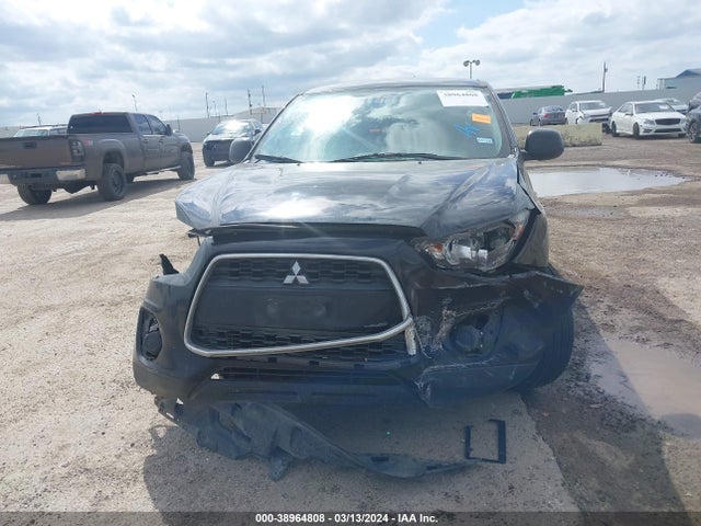 4A4AP3AU2FE051071 Mitsubishi Outlander Sport Es