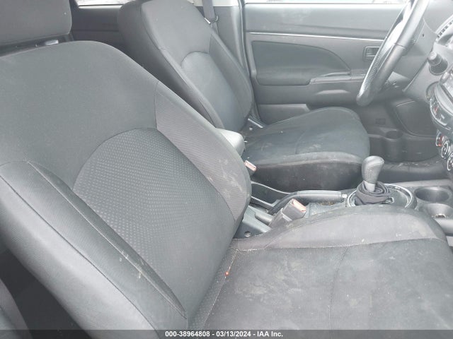 4A4AP3AU2FE051071 Mitsubishi Outlander Sport Es