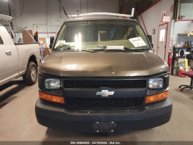 Chevrolet Express 3500 Work Van 2017 1GCZGGFG0H1102808 Image 12
