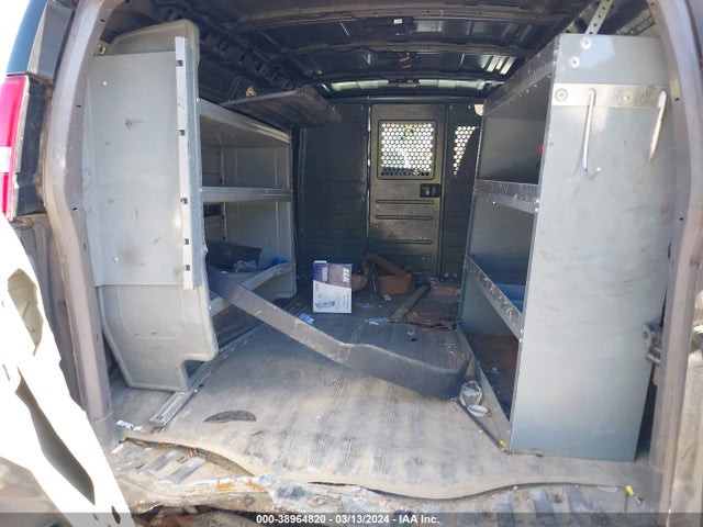 Chevrolet Express 3500 Work Van 2017 1GCZGGFG0H1102808 Image 8
