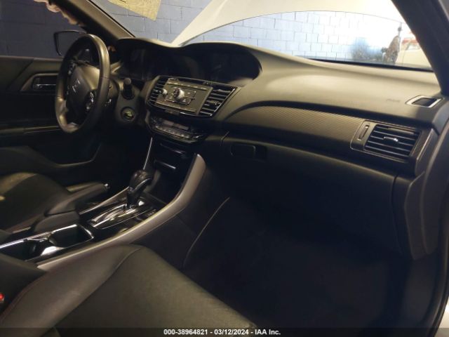 1HGCR2F10HA277415 Honda Accord Sport Se