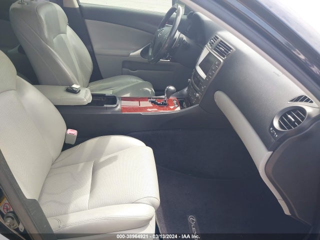 Продажа на аукционе авто 2006 Lexus Is 350, vin: JTHBE262262003623, номер лота: 38964921