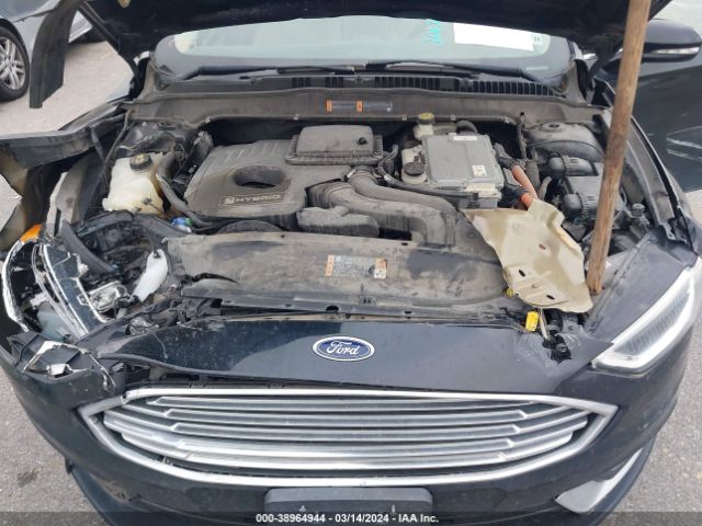 3FA6P0RUXHR223207 Ford Fusion Hybrid Titanium