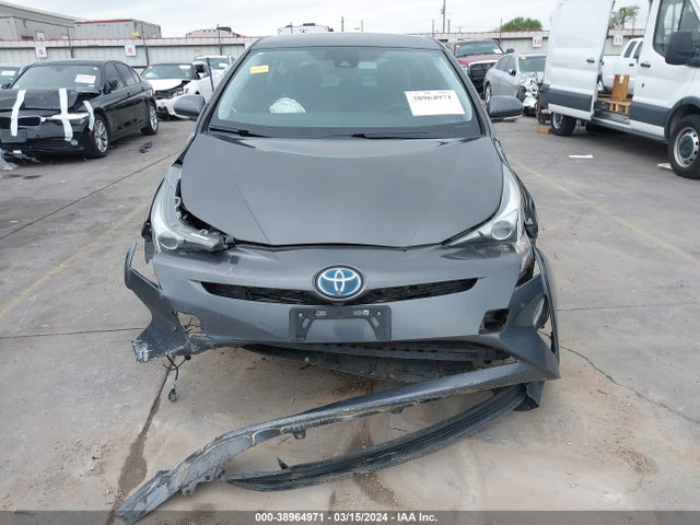 Toyota Prius Four Touring 2018 JTDKARFU7J3545455 Image 11