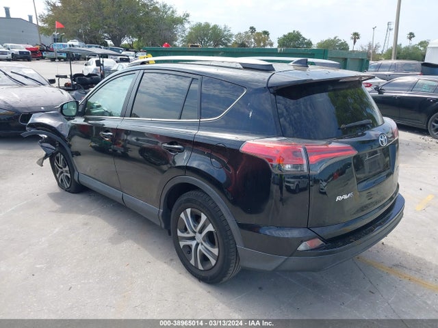 Toyota RAV4 LE 2017 2T3ZFREV1HW401756 Image 3