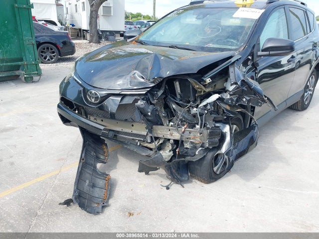Toyota RAV4 LE 2017 2T3ZFREV1HW401756 Image 6