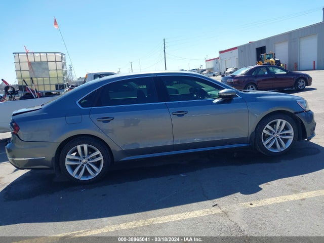 Volkswagen Passat 2.0t Se 2018 1VWBA7A34JC047035 Image 14