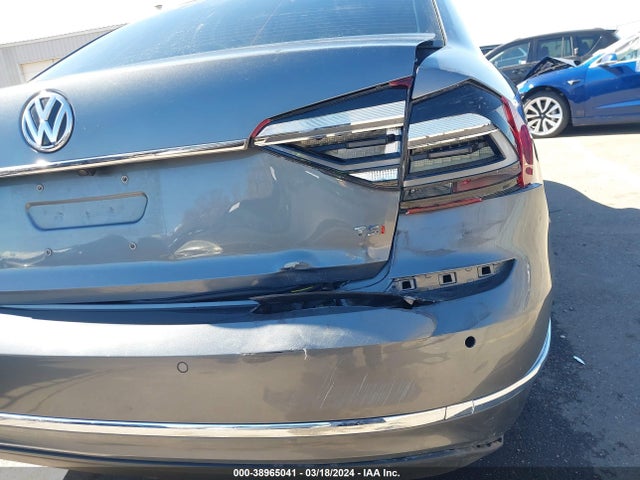 Volkswagen Passat 2.0t Se 2018 1VWBA7A34JC047035 Image 6