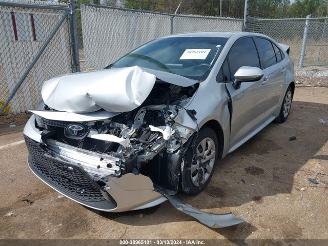 Toyota COROLLA LE 2022 JTDEPMAE9N3006923 Image 2