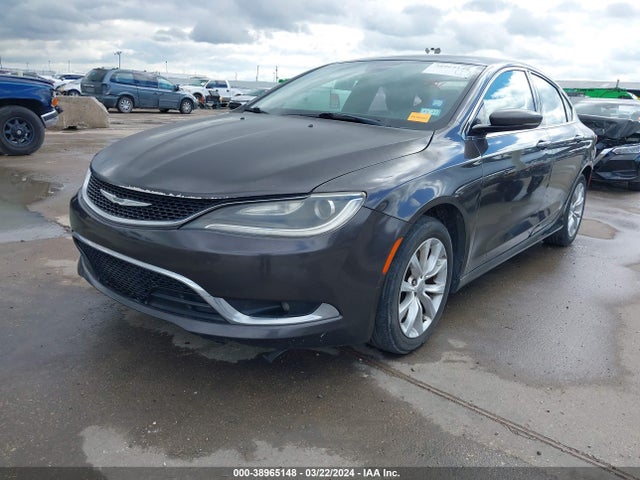 Chrysler 200 C 2015 1C3CCCCGXFN517157 Image 2