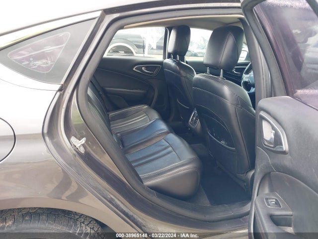 Chrysler 200 C 2015 1C3CCCCGXFN517157 Image 8