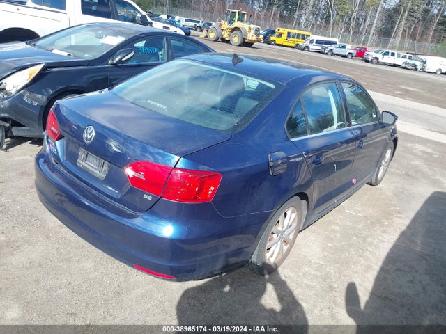 3VWD17AJ5EM326523 Volkswagen Jetta 1.8t Se