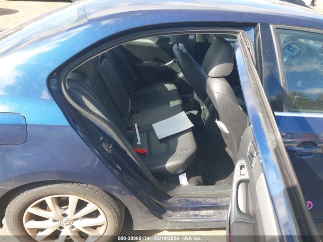 3VWD17AJ5EM326523 Volkswagen Jetta 1.8t Se