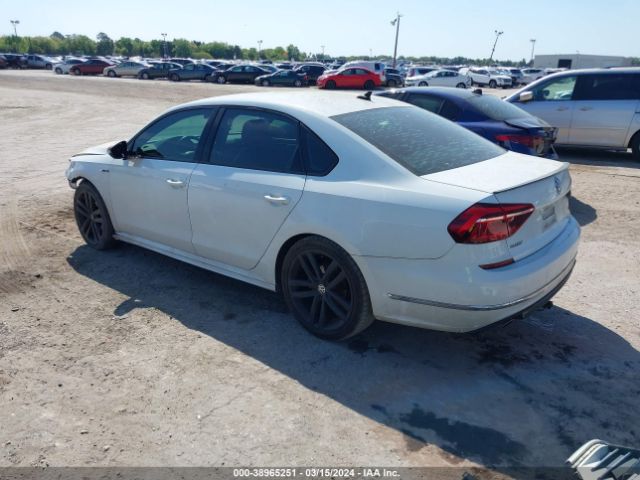 1VWAA7A37JC031780 Volkswagen Passat 2.0t R-line/2.0t S