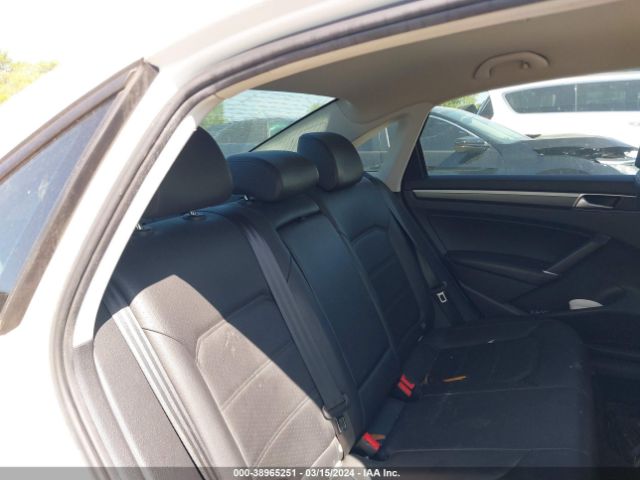 1VWAA7A37JC031780 Volkswagen Passat 2.0t R-line/2.0t S