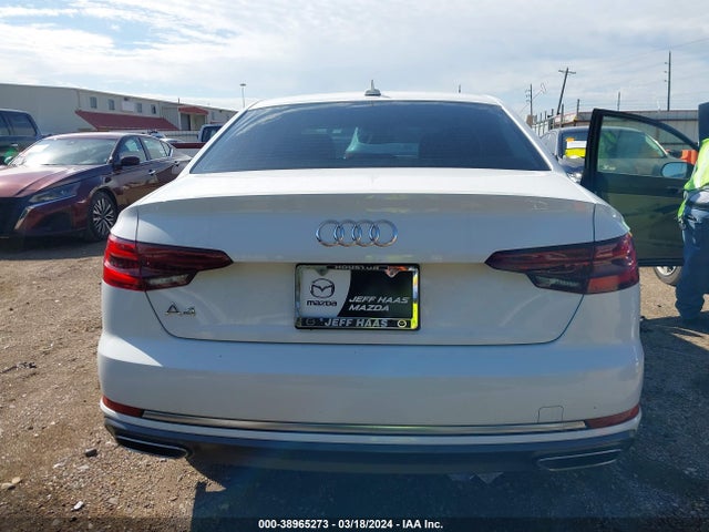 WAUGMAF40KA023176 Audi A4 40 Premium/40 Titanium Premium