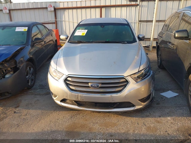 Ford TAURUS SEL 2018 1FAHP2E88JG118885 Image 11