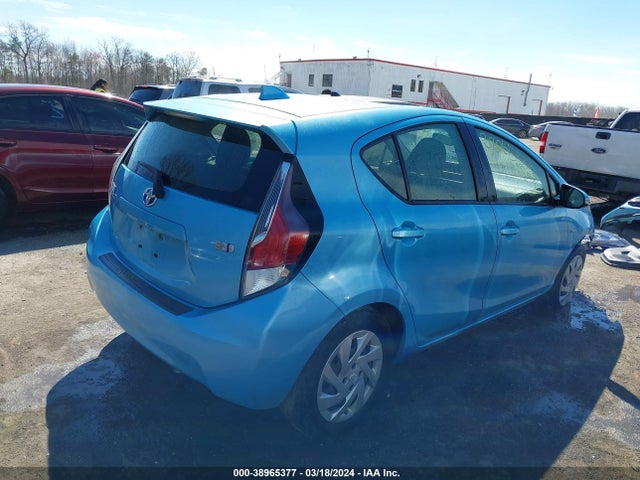 Toyota Prius C Two 2015 JTDKDTB37F1110052 Image 4