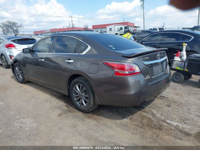 1N4AL3AP9FN922972 Nissan Altima 2.5 S