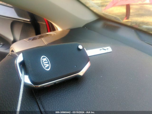 3KPF24AD3KE059535 KIA Forte Lxs