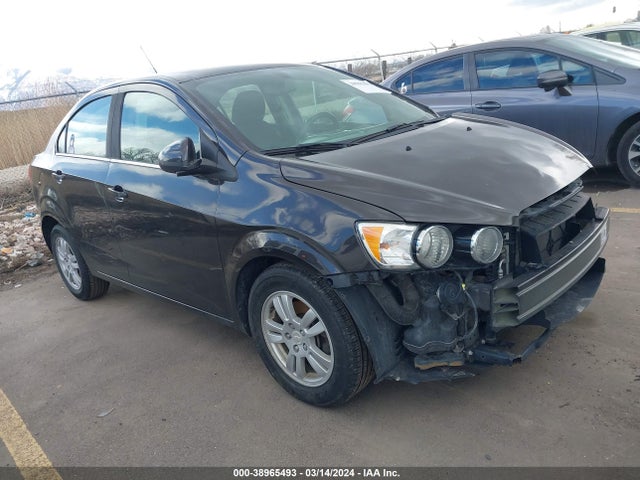Chevrolet Sonic Lt Auto 2015 1G1JC5SG3F4189210 zdjęcie główne