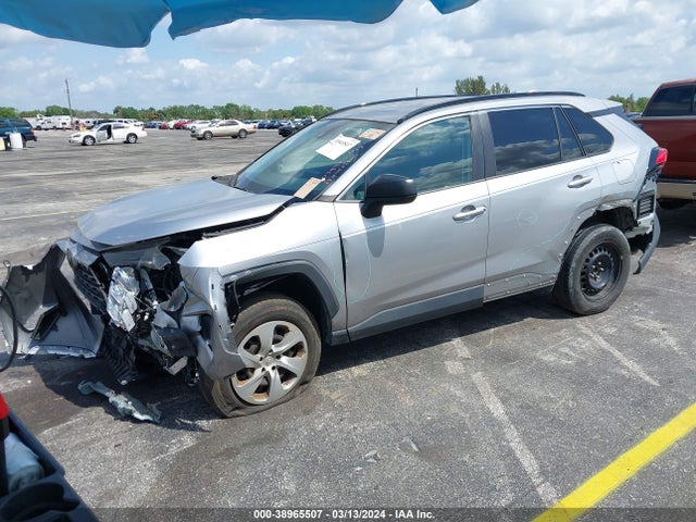 Toyota RAV4 LE 2020 2T3H1RFV7LC034980 Image 2