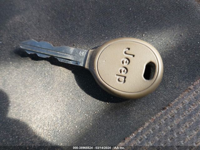 1C4NJRBB3FD207974 Jeep Patriot Sport