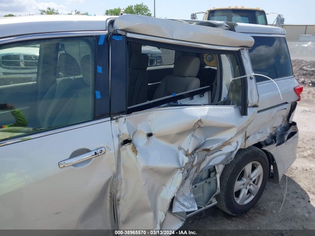Nissan Quest Sv 2015 JN8AE2KP6F9124844 Image 14