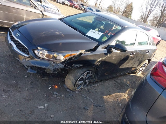 KIA Forte Lxs 2021 3KPF24AD7ME384093 Image 2