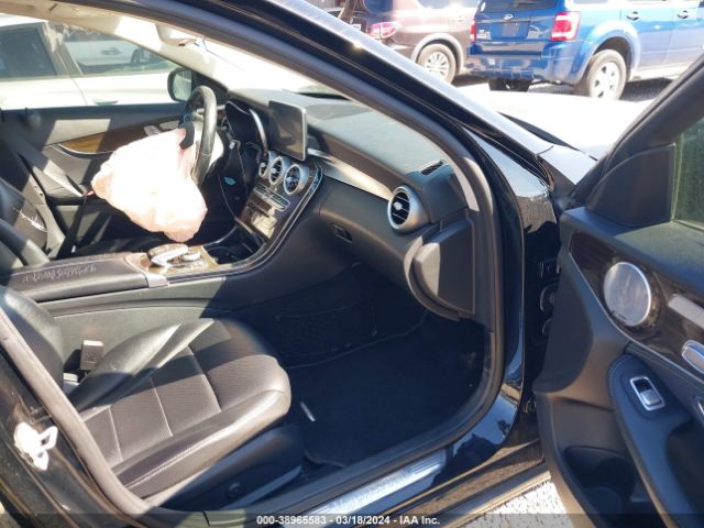 55SWF4JBXFU074423 Mercedes-Benz C 300 Luxury/sport