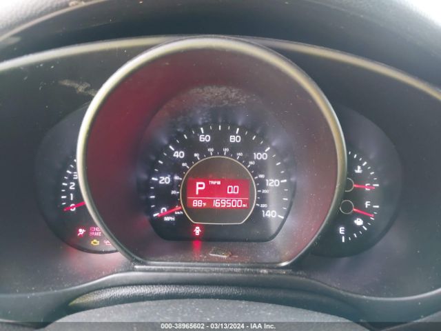 KNDJP3A54J7576243 KIA SOUL +